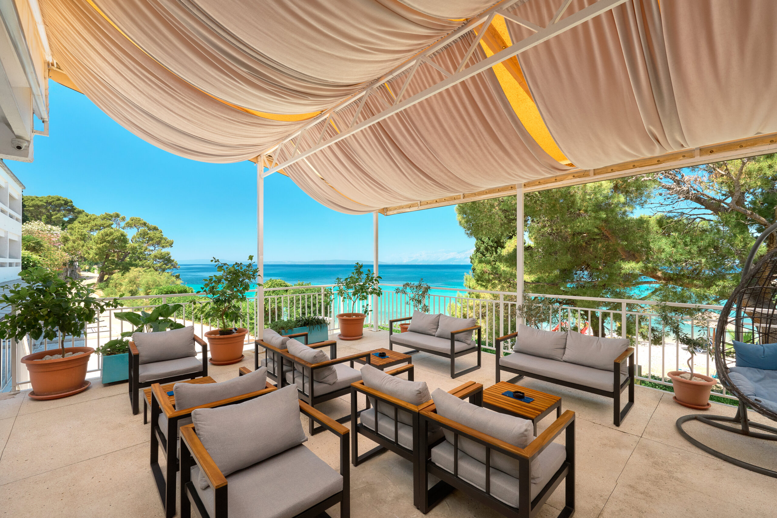 Coffee bar terrace2