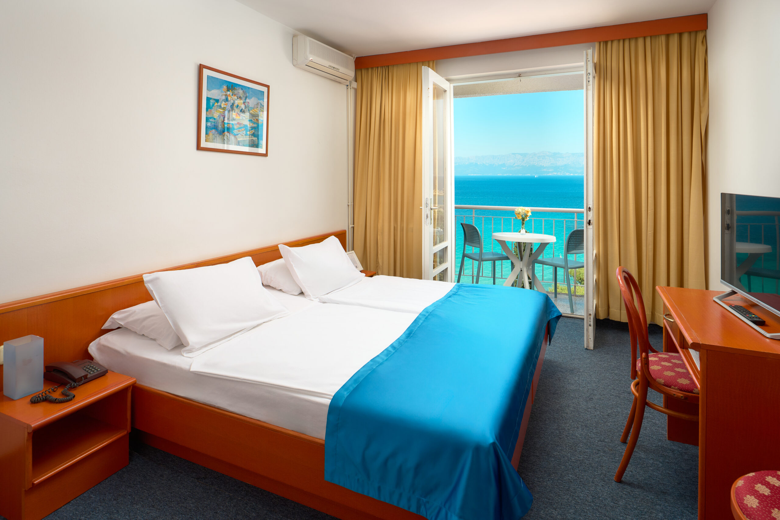 Comfort Family 2+2 Sea view blc