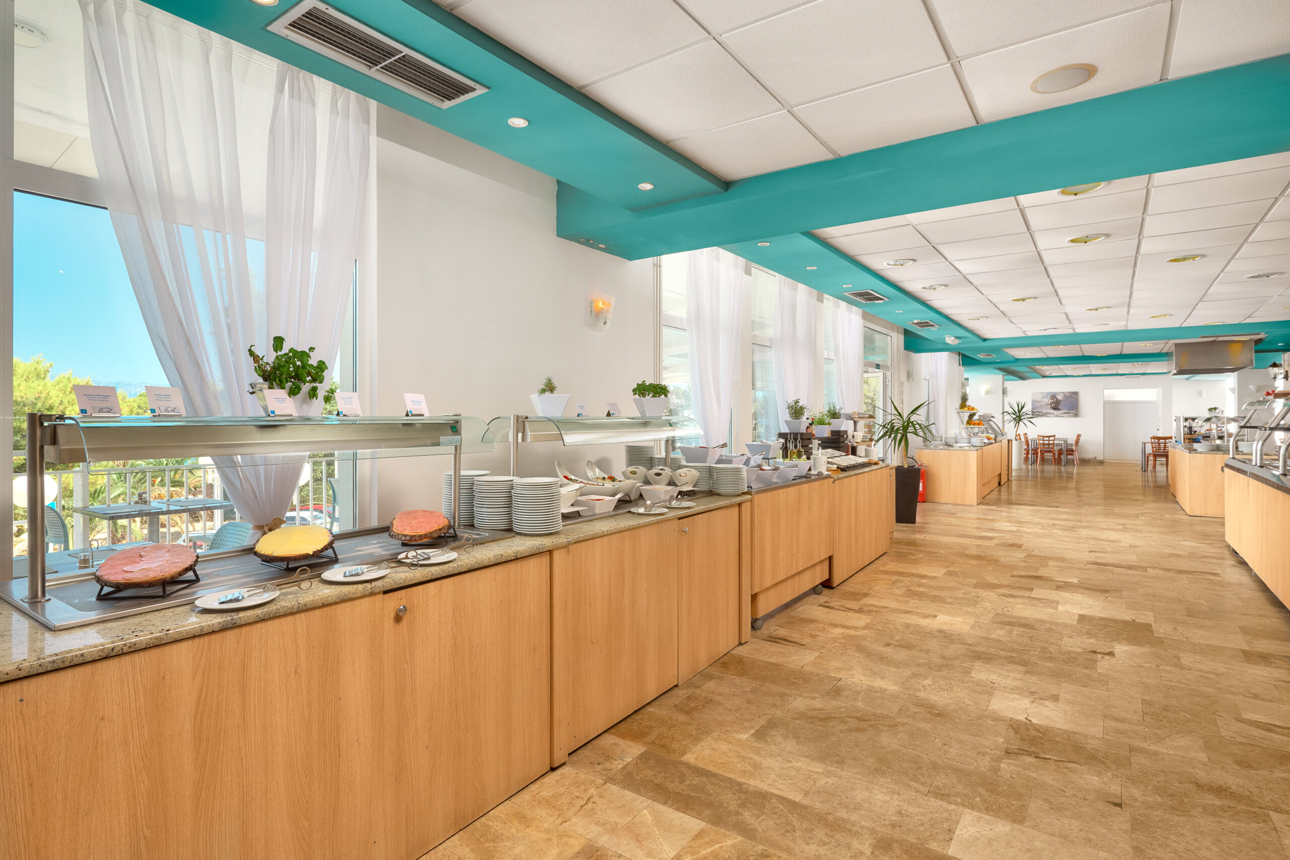 Restaurant 2